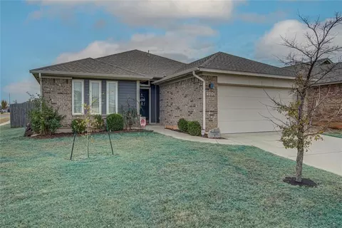 900 Old Frisco Rd, Norman, OK 73069