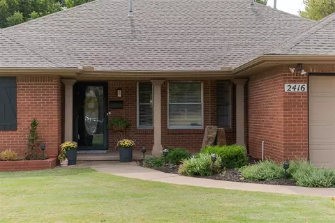2416 NW 43rd Cir, Oklahoma City, OK 73112