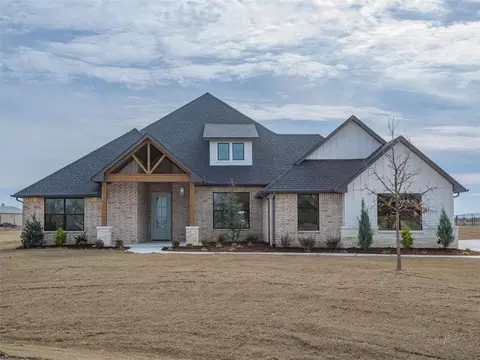 2030 NW 34th St, Newcastle, OK 73065