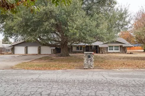 105 W Charlotte Dr, Oklahoma City, OK 73139