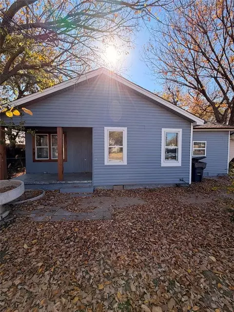 1206 SW B Ave, Lawton, OK 73501