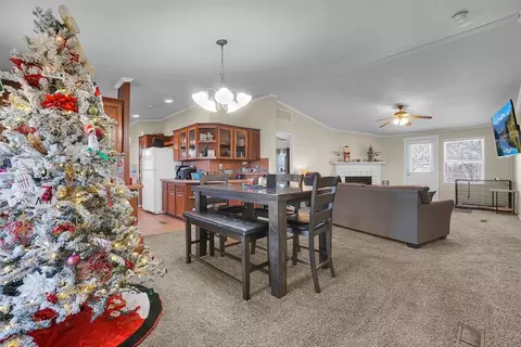 121 S Sycamore Ave, Erick, OK 73645 photo 7