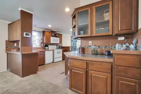 121 S Sycamore Ave, Erick, OK 73645 photo 14