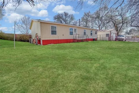 121 S Sycamore Ave, Erick, OK 73645 photo 43