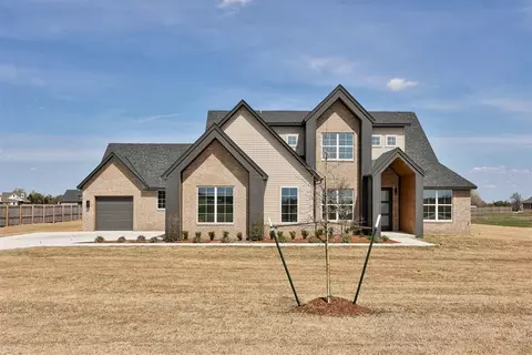 3252 Mission Hill Dr, Norman, OK 73072