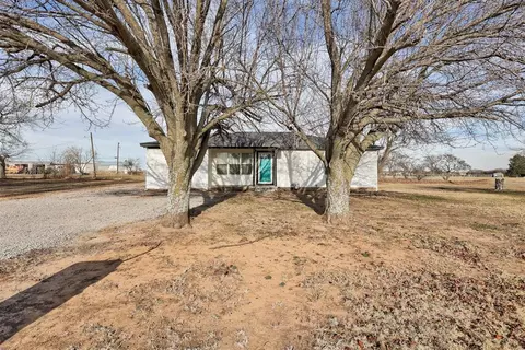 107 E Railroad St, Wayne, OK 73095 photo 3