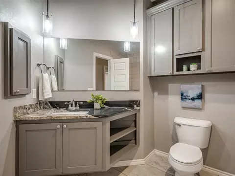 Bath - 509 Cantebury Dr, Tuttle, OK 73089 photo 5 of 7