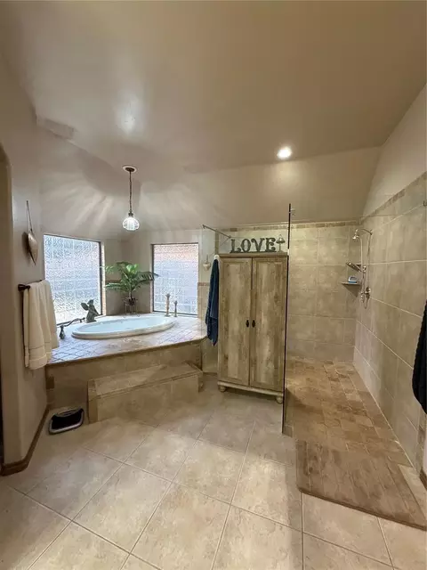 3105 White Cedar Dr, Moore, OK 73160 photo 15