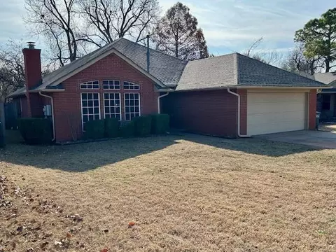 1804 Gray Fox Dr, Edmond, OK 73003