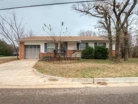 2904 Birch Ln, Edmond, OK 73034 photo 3