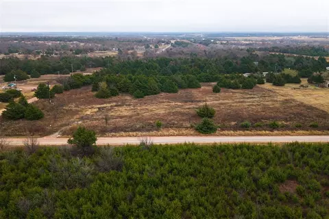 6410 Daisey Ln, Guthrie, OK 73044