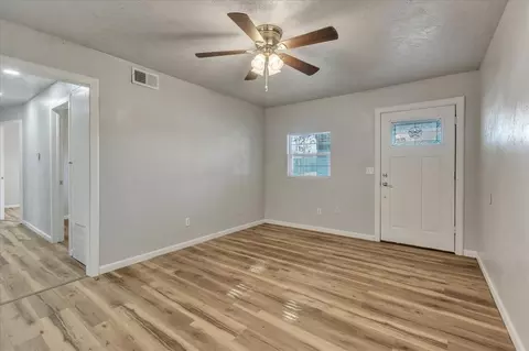 937 Brown Dr, Midwest City, OK 73110
