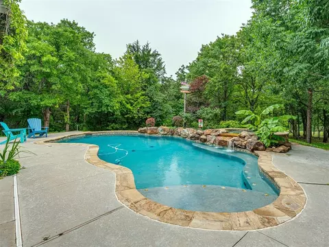 7400 Tangle Vine Dr, Edmond, OK 73034