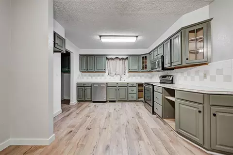 1508 Sequoyah Ave, Moore, OK 73160 photo 11