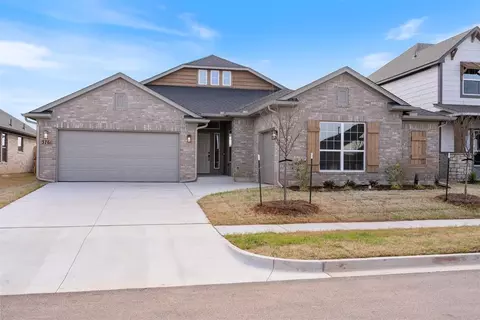 3761 Mesa Rd, Norman, OK 73071