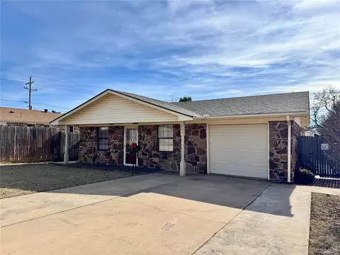1605 W Louisiana Ave, Chickasha, OK 73018