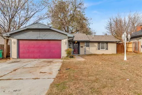 617 SW 71st St, Oklahoma City, OK 73139
