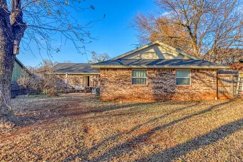 440 Elmcrest St, Norman, OK 73071 photo 23
