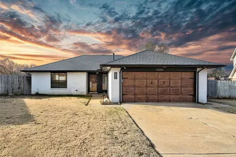10304 S Avery Ave, Midwest City, OK 73130