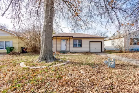 608 S 8th St, Yukon, OK 73099