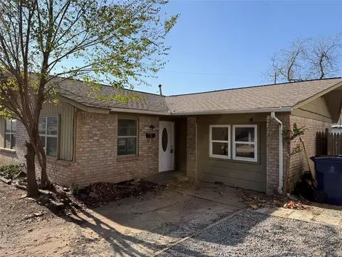 Exterior - 14005 Gateway Dr, Edmond, OK 73013 photo 3 of 6