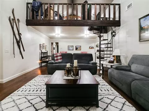 Living - 1006 E 13th St, Cushing, OK 74023 photo 9 of 9