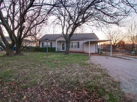 315 S Price Ave, Chandler, OK 74834