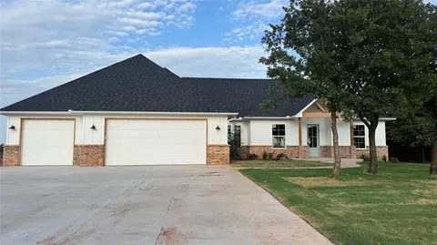 1209 Twin Oaks Dr, Blanchard, OK 73010