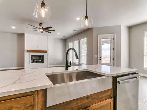 973 Hadley Ln, Tuttle, OK 73089 photo 11