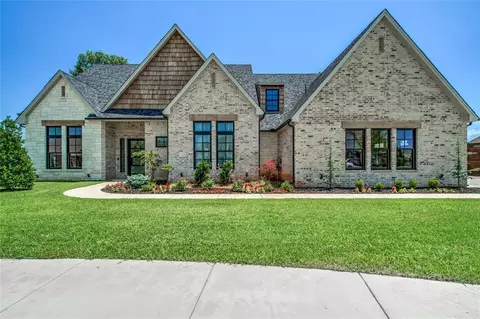 4716 Spring Manor Ct, Edmond, OK 73025