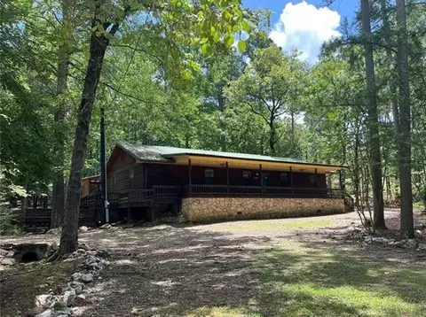 150 Mahi Rd, Broken Bow, OK 74728