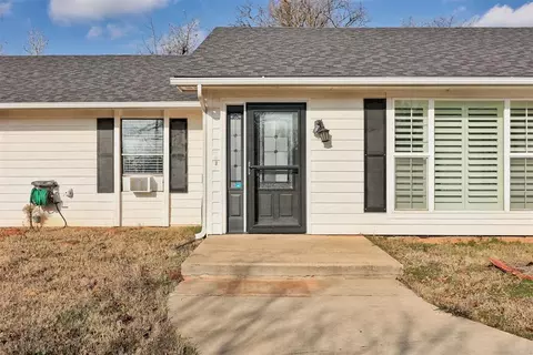 Exterior - 7301 Moonlight Dr, Norman, OK 73026 photo 5 of 9