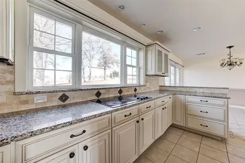 Kitchen - 7301 Moonlight Dr, Norman, OK 73026 photo 8 of 8