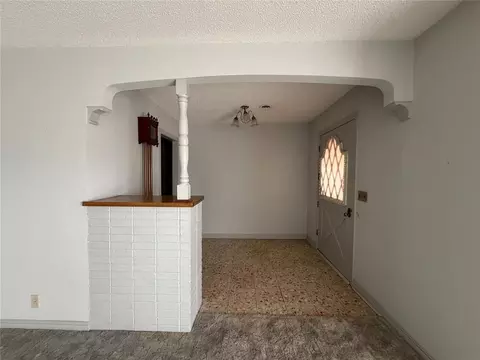 Entry Way - 705 E Whitmer, Sentinel, OK 73664 photo 6 of 8