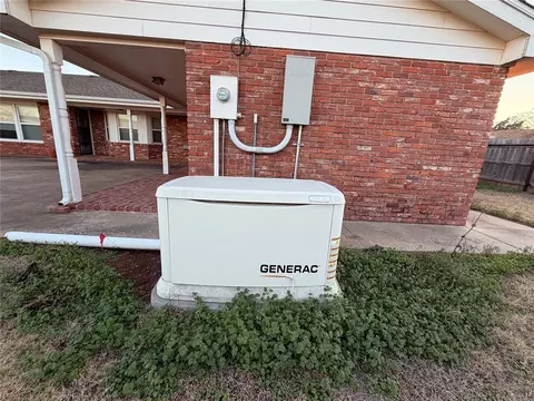 Other - 705 E Whitmer, Sentinel, OK 73664 photo 1 of 15