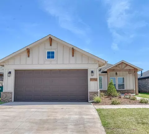 17712 Moss Farm Rd, Edmond, OK 73012