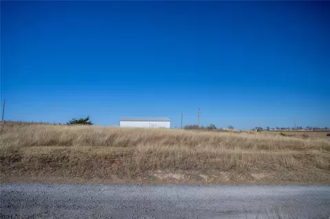 24081 E 957 Rd, Weatherford, OK 73096