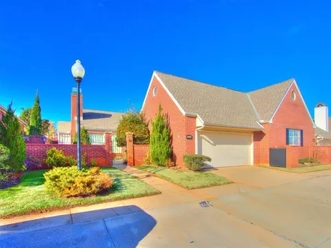 8810 N May Ave #61A, Oklahoma City, OK 73120