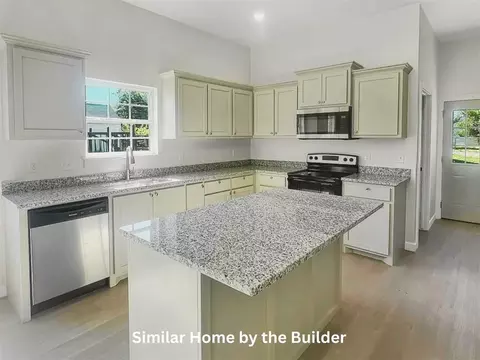 412 NW Arlington Ave, Lawton, OK 73507