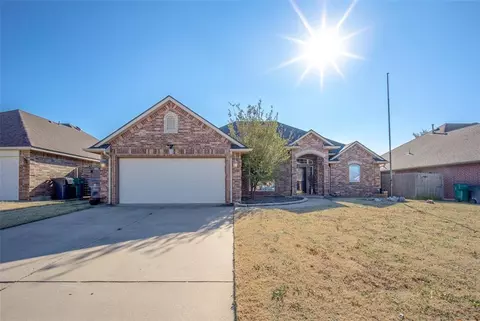 10616 NW 40th St, Yukon, OK 73099