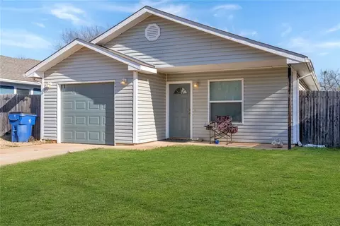 622 S Ash St, Guthrie, OK 73044