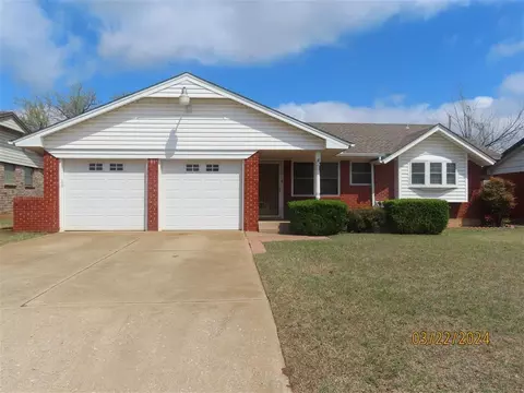 728 N Gale St, Moore, OK 73160