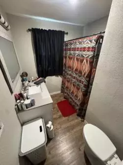 Bath - 520 N Locust St, Seiling, OK 73663 photo 1 of 1