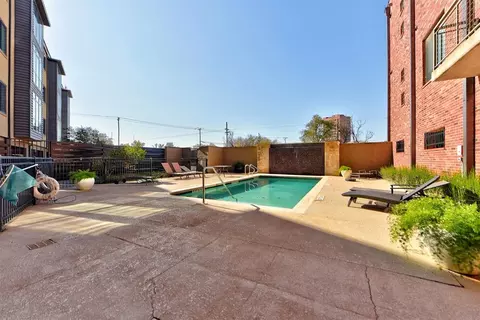 Exterior - 401 E Boyd St #310, Norman, OK 73069 photo 3 of 3