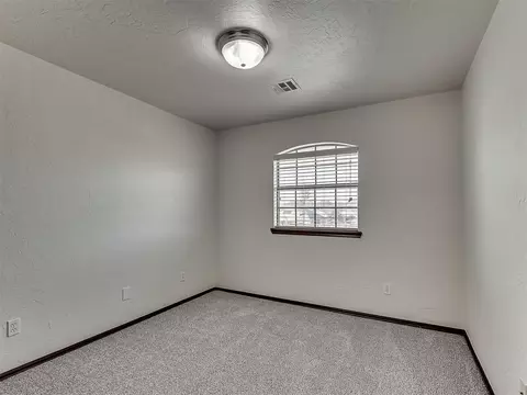 625 Allison Ln, Moore, OK 73160 photo 37