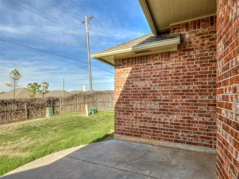 625 Allison Ln, Moore, OK 73160 photo 45