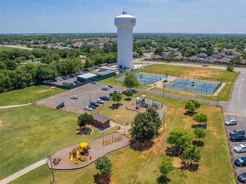 625 Allison Ln, Moore, OK 73160 photo 48