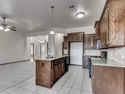 625 Allison Ln, Moore, OK 73160 photo 18