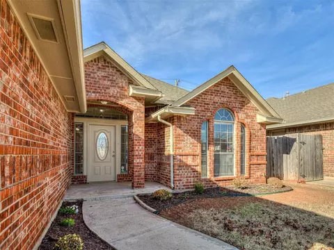 625 Allison Ln, Moore, OK 73160 photo 4