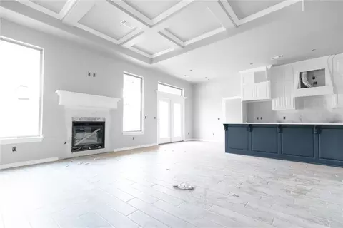 12305 SW 32nd St, Yukon, OK 73099